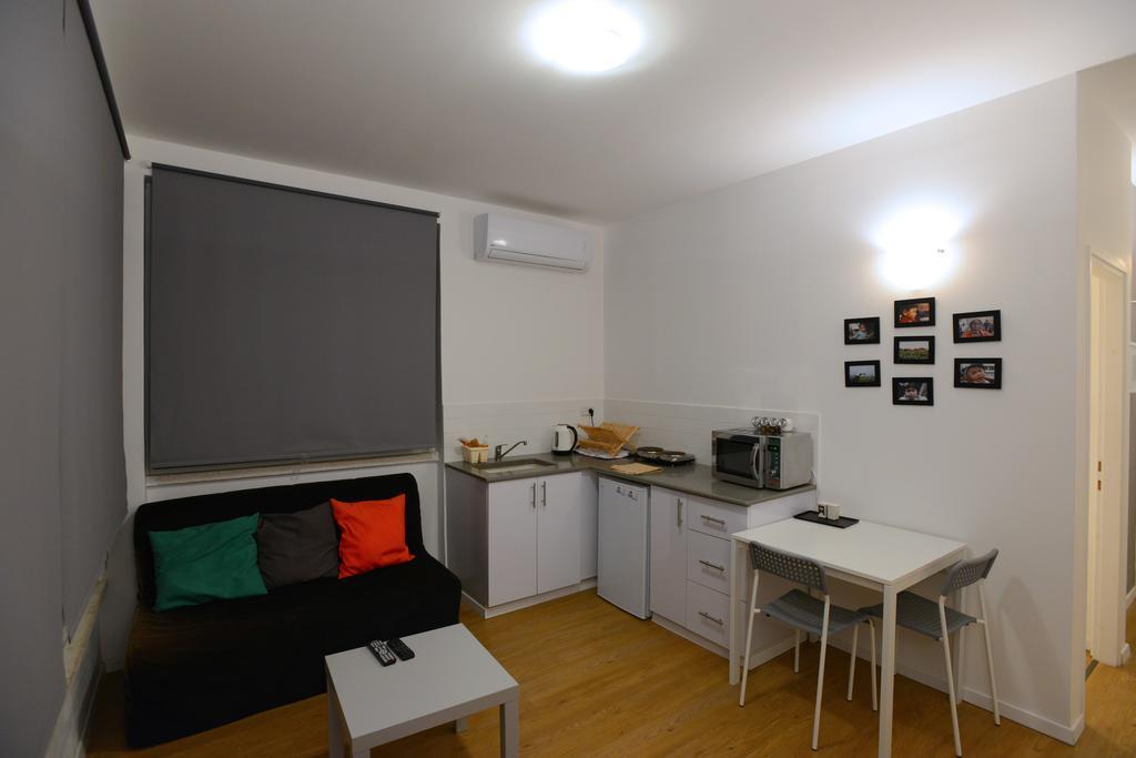 Arlozorov Bat Yam Beach Rom bilde