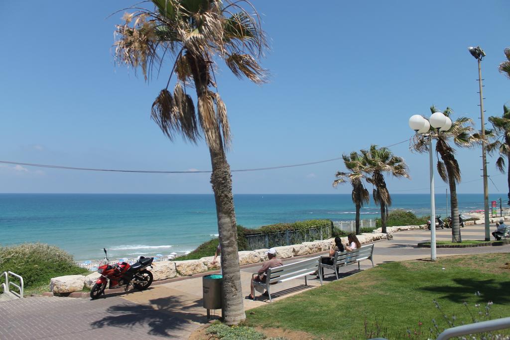 Arlozorov Bat Yam Beach Rom bilde